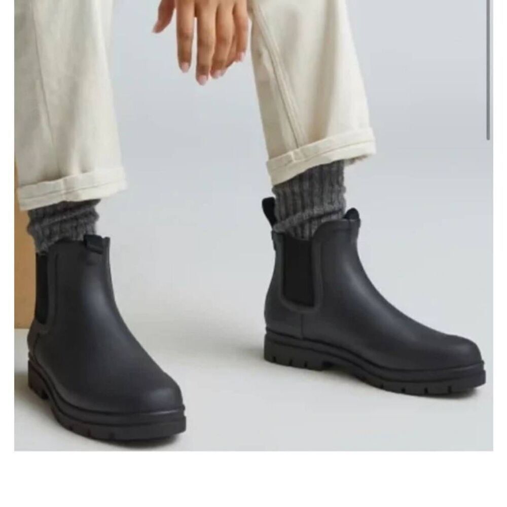 Everland Rain Boots In Black 6